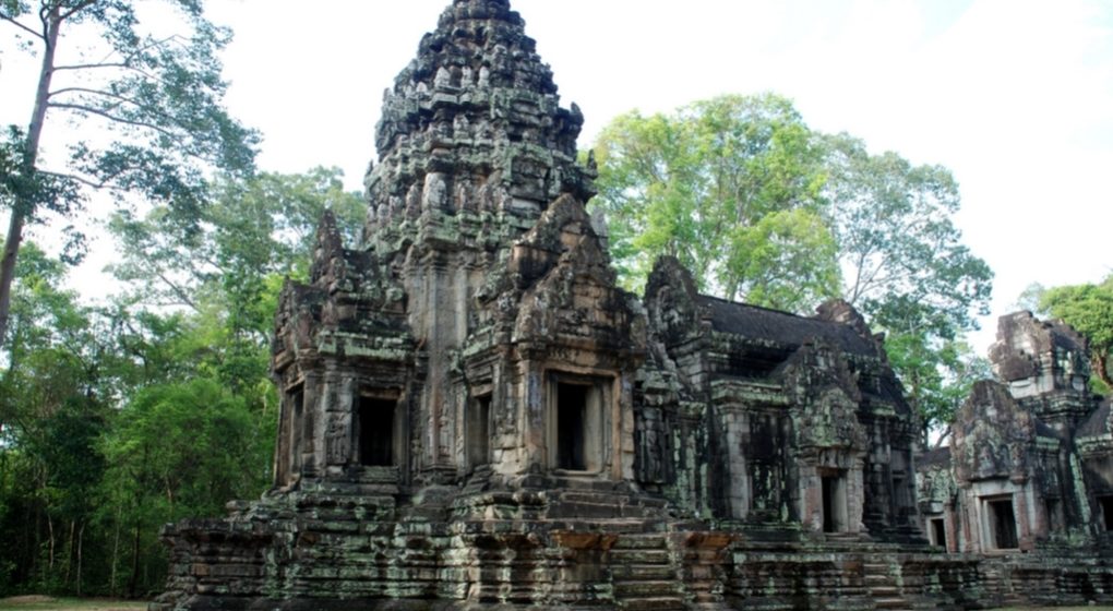 angkor ruins cambodia