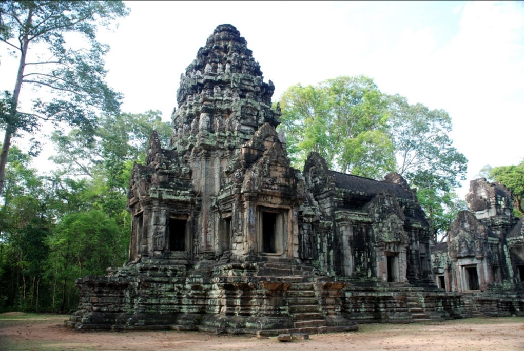 angkor ruins cambodia